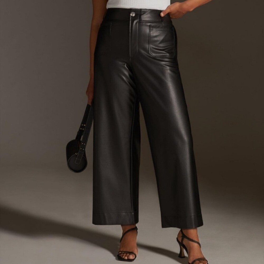Maeve The Colette Faux Leather Crop Pants
Plus Size 26W